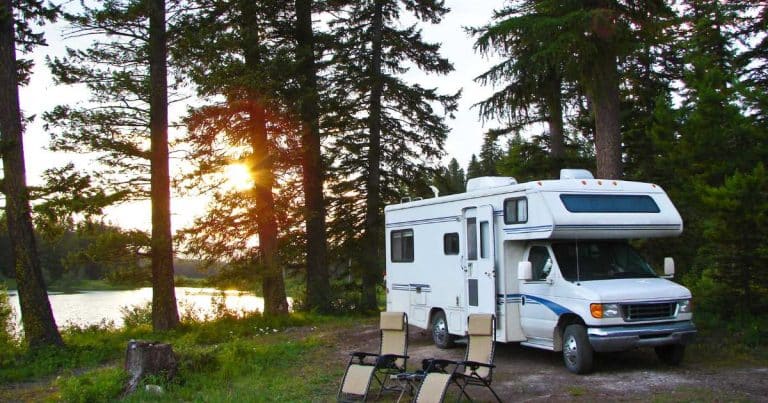 What is Boondocking Camping + How to do it in 2024